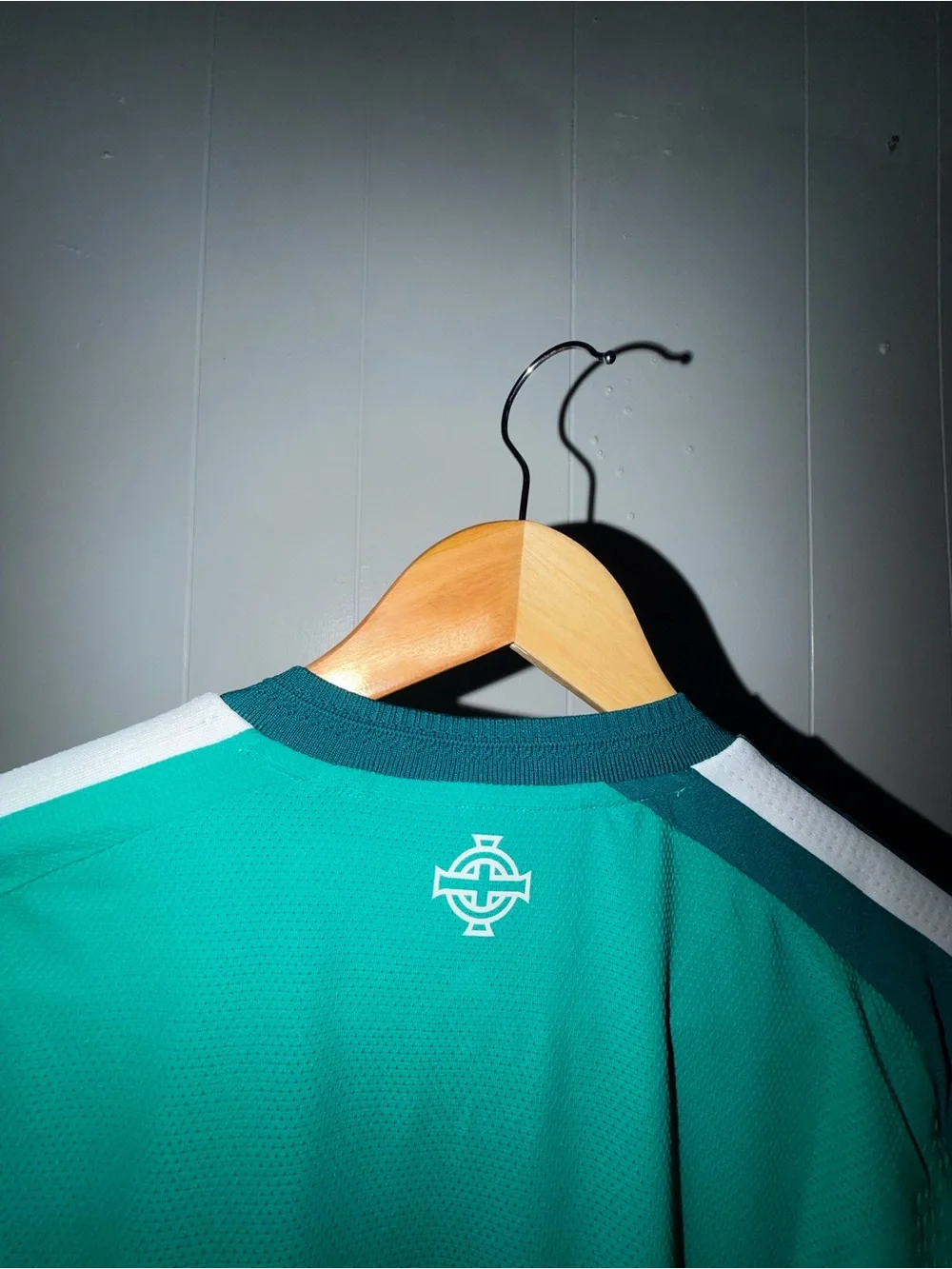 Men adidas Ireland jersey Size S